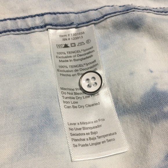 Summer Chambray denim button up unique tie dye - Picture 9 of 10